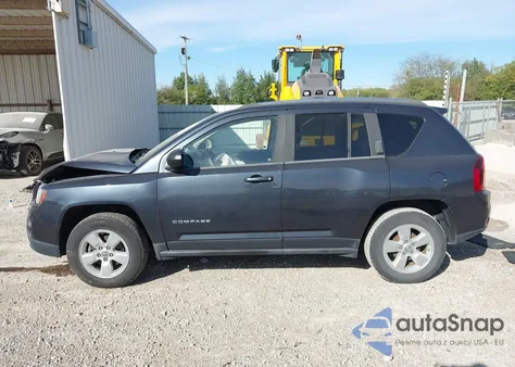 2014 Jeep Compass Sport z USA, uszkodzony, nr VIN 1C4NJCBA8ED800913